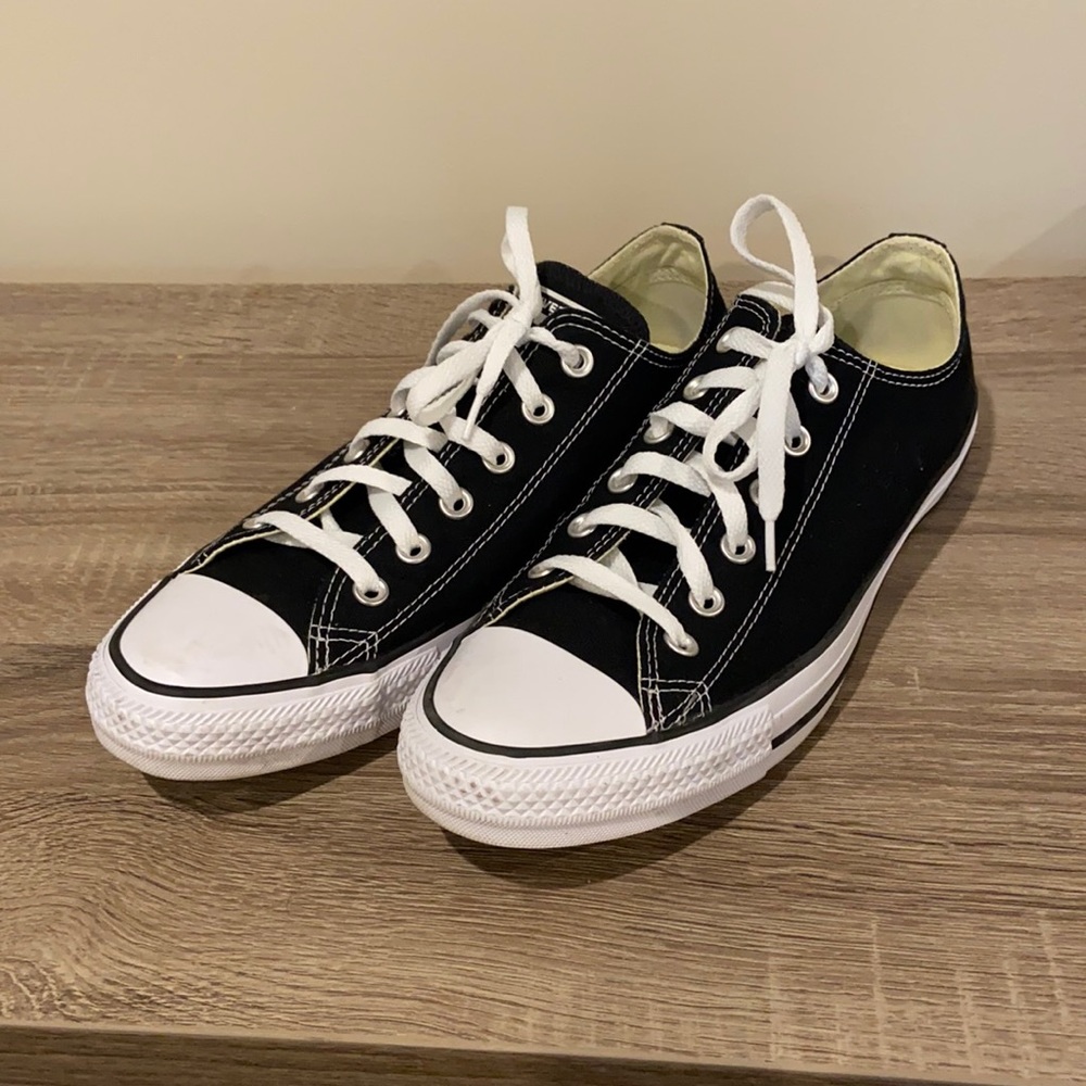 Chuck Taylor converse (black)